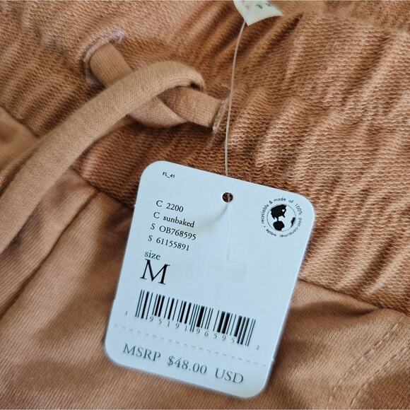 NWT FP Movement Peachy Sweatpants Size Medium - Picture 2 of 6